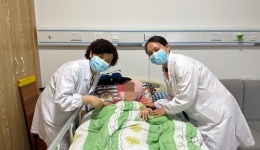 延伸護(hù)理解難題 上門服務(wù)暖人心